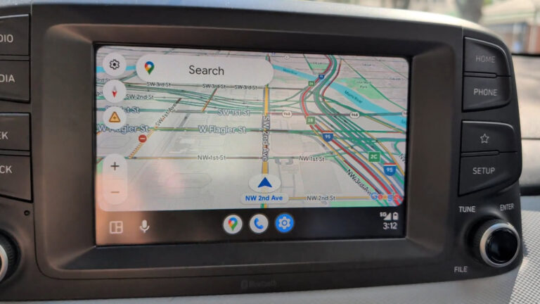 Android Auto: Google виправляє проблему з тривогами 34 Android Auto: Google виправляє проблему з тривогами 34