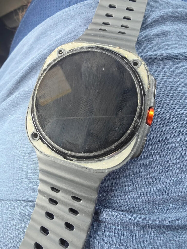 Проблеми з рамками Galaxy Watch Ultra: власники шоковані цінами на ремонт 48