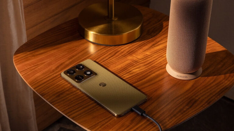 Motorola Signature: 7 років оновлень, доступ до ексклюзиву 21 Motorola Signature: 7 років оновлень, доступ до ексклюзиву 21