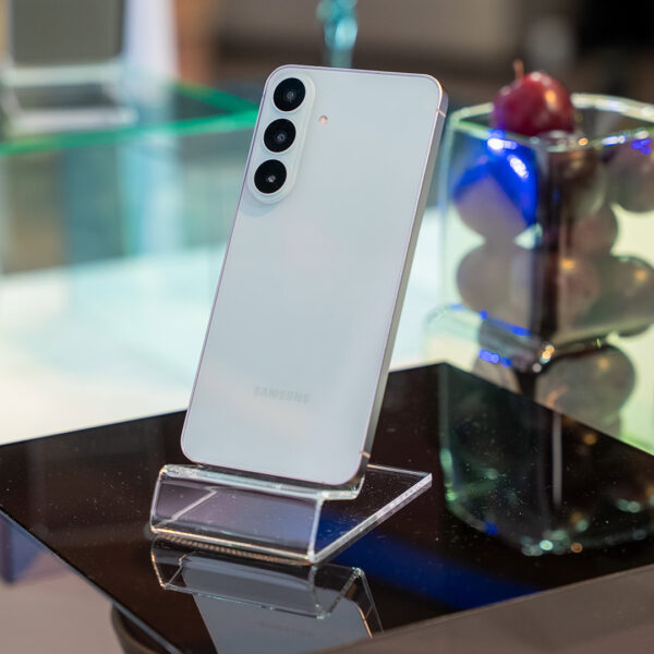 Galaxy S26 FE: нові чип та камера з флагманів