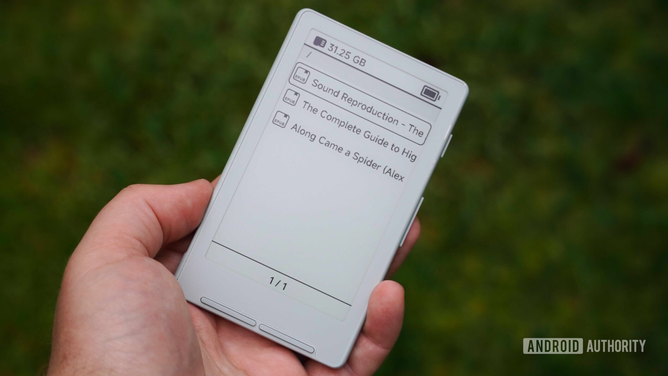 Новий рідер без DRM: чому варто відмовитись від Kindle 11 Новий рідер без DRM: чому варто відмовитись від Kindle 11
