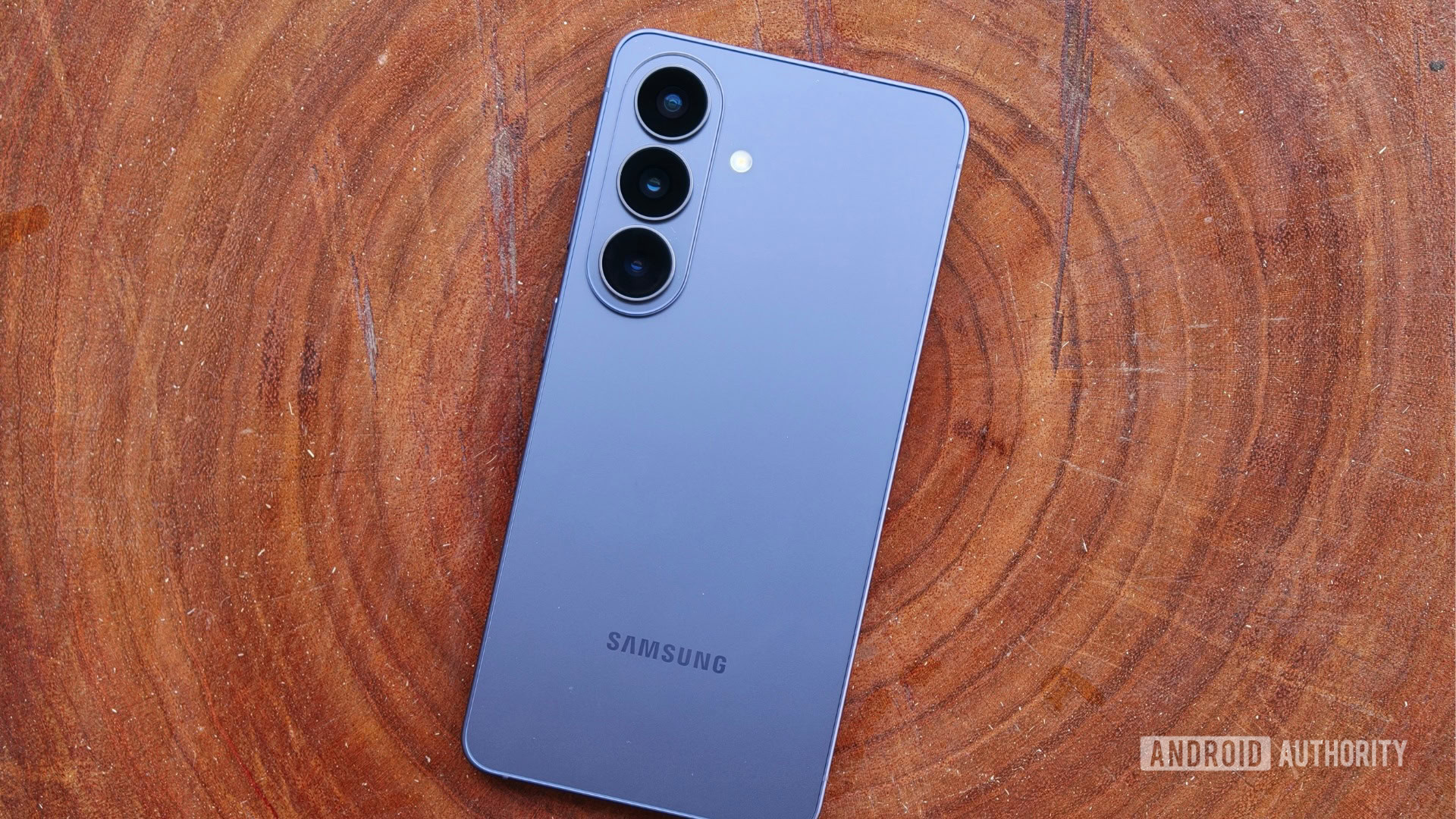 Galaxy S27: витік натякає на повільнішу зарядку 3