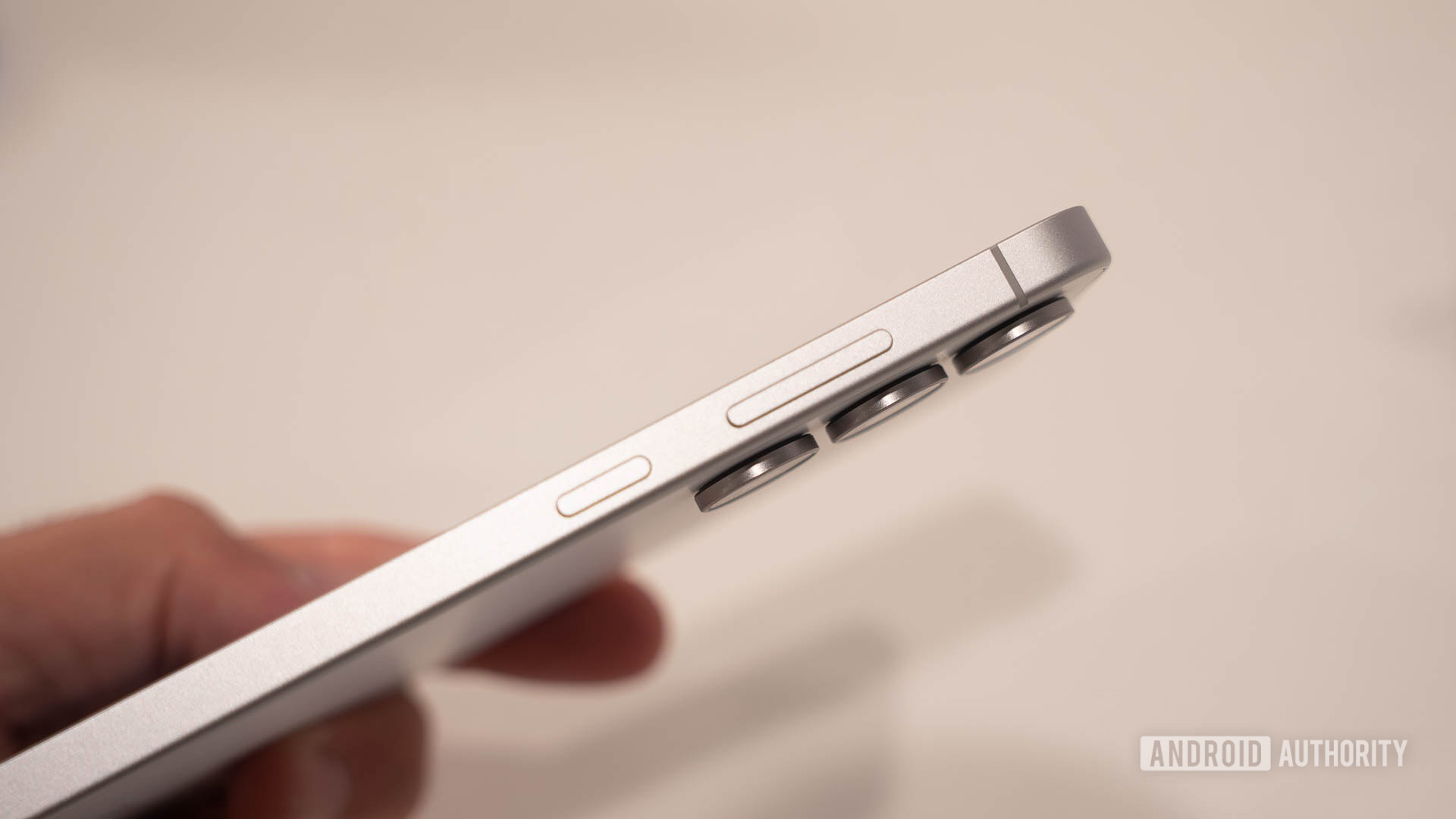Galaxy S25 FE: оновлення для більшості користувачів 20