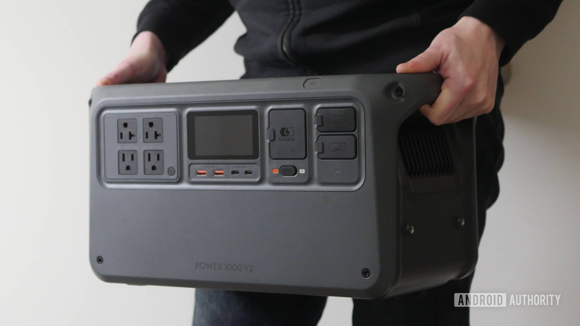 DJI Power 1000 V2: портативна електростанція для автономності 18