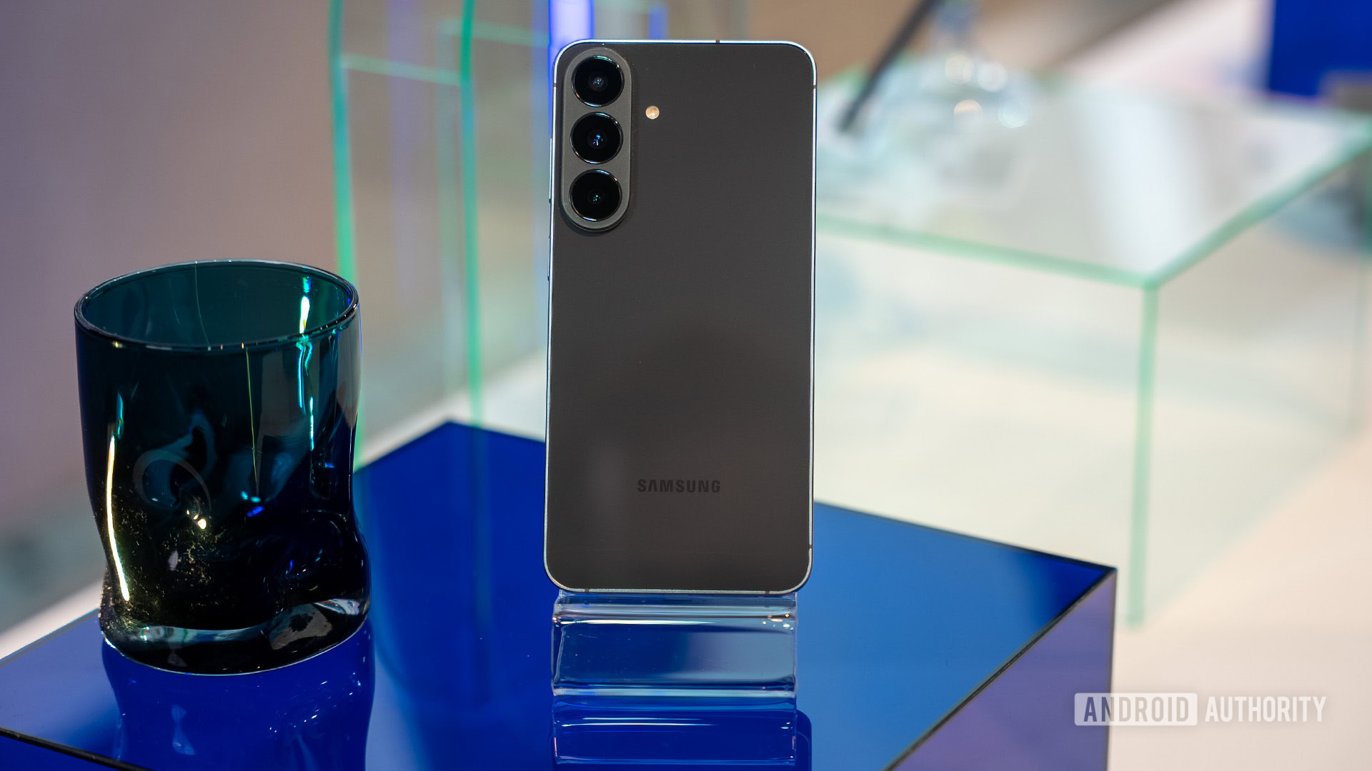Galaxy S26 FE: нові чип та камера з флагманів 9