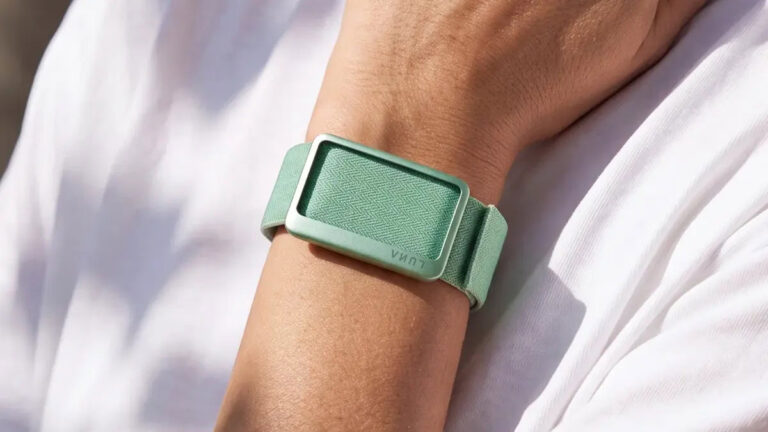 Luna Band конкурує з Fitbit Air, розпочато глобальні поставки 11