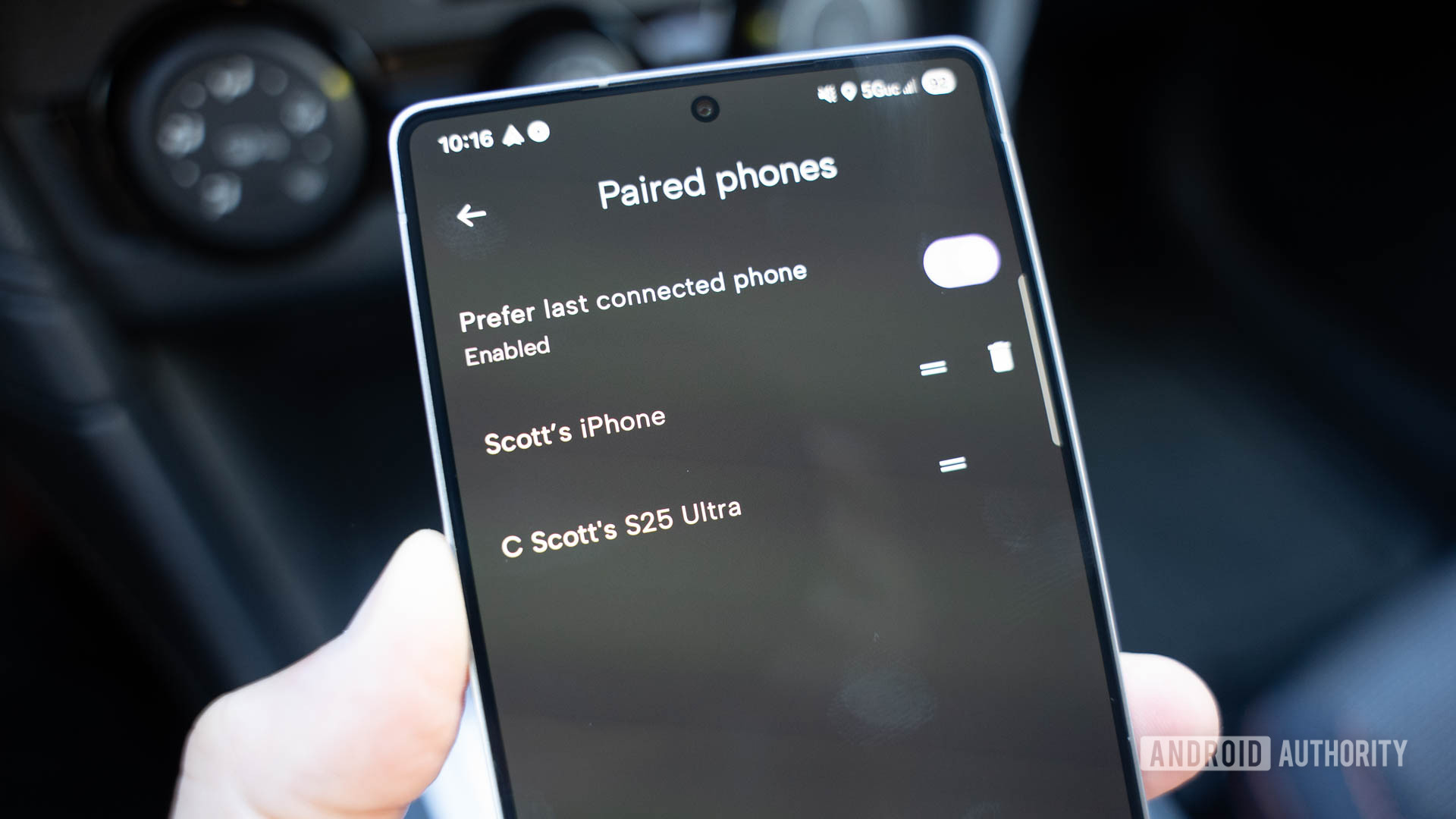 AAWireless TWO Plus: безпечніше керування автівкою для власників Android та iPhone 16