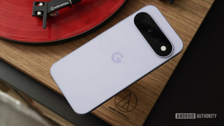 Google роздає Pixel: гра до Дня народження компанії 43