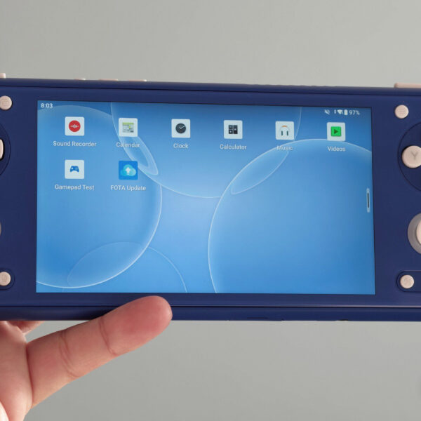 ANBERNIC випустила клон Switch Lite до $150