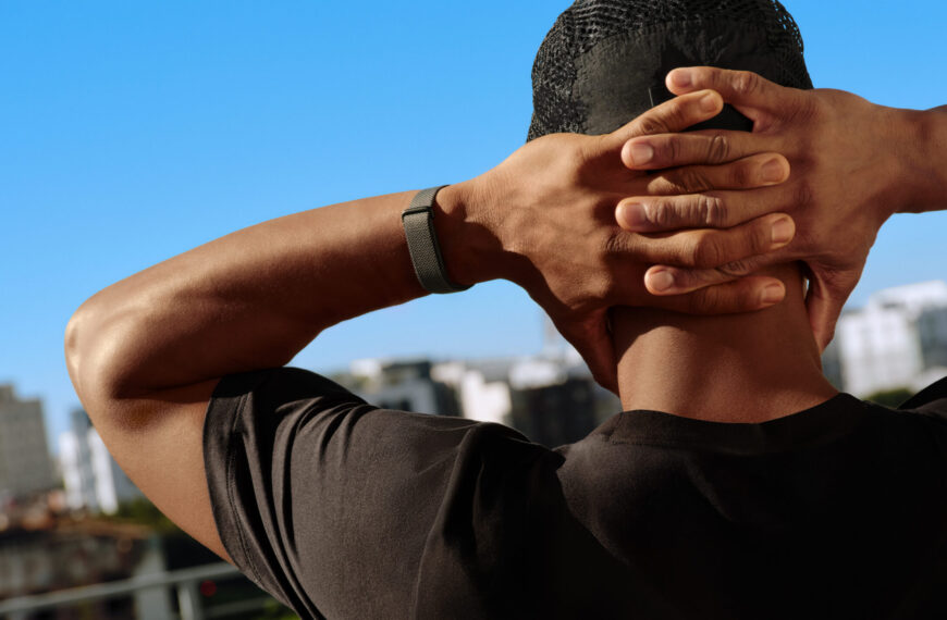 Google Fitbit Air: екранний трекер презентовано