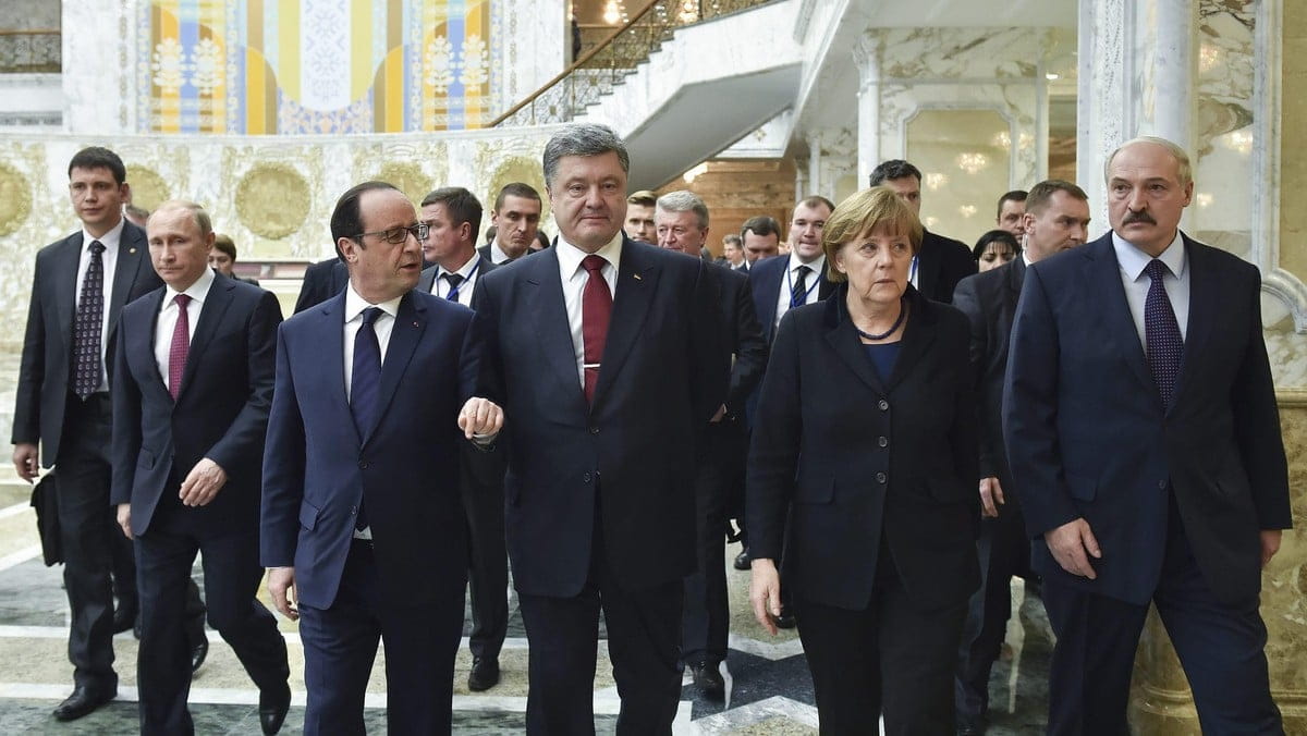 Пастка для путіна чи “зрада”: чим насправді були Мінські угоди та що вони дали Україні