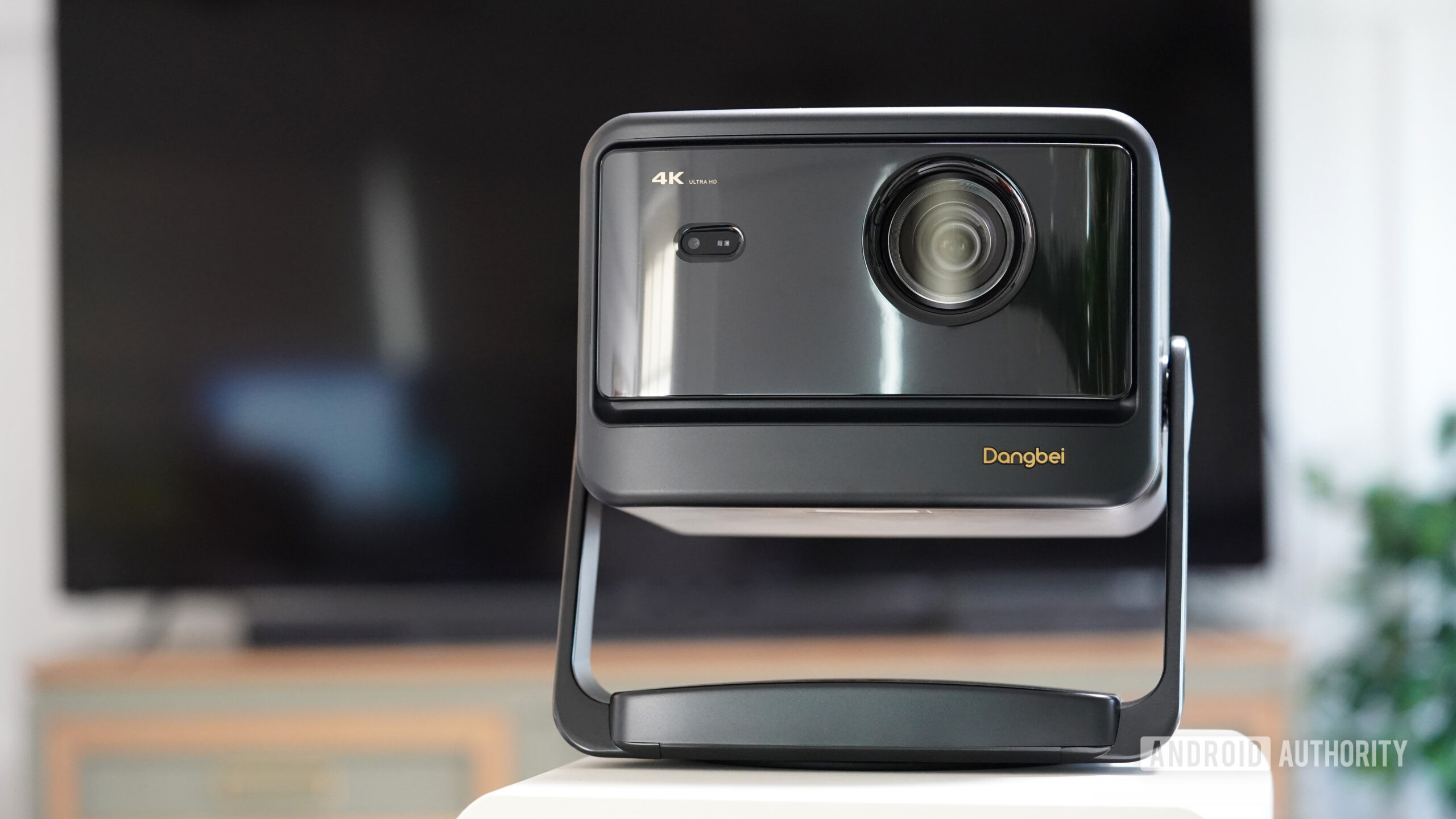4 проєктори Google TV замість телевізора 7 4 проєктори Google TV замість телевізора 7