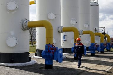 ЄС знизив запаси газу до мінімуму за 13&hellip;
