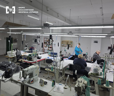 На Львівщині викрили виробництво контрафактних товарів: збитки сягнули 98 мільйонів гривень 4 На Львівщині викрили виробництво контрафактних товарів: збитки сягнули 98 мільйонів гривень 4