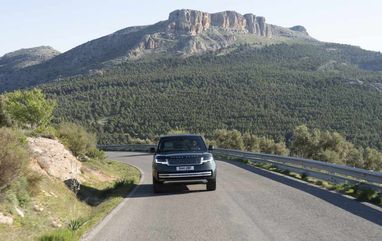 Range Rover випустив першу електричну модель 5 Range Rover випустив першу електричну модель 5