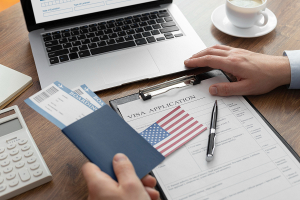 Віза до США: повний гід для українців на 2026 рік
